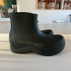 Bottega Veneta puddle boots - inkwell size 39